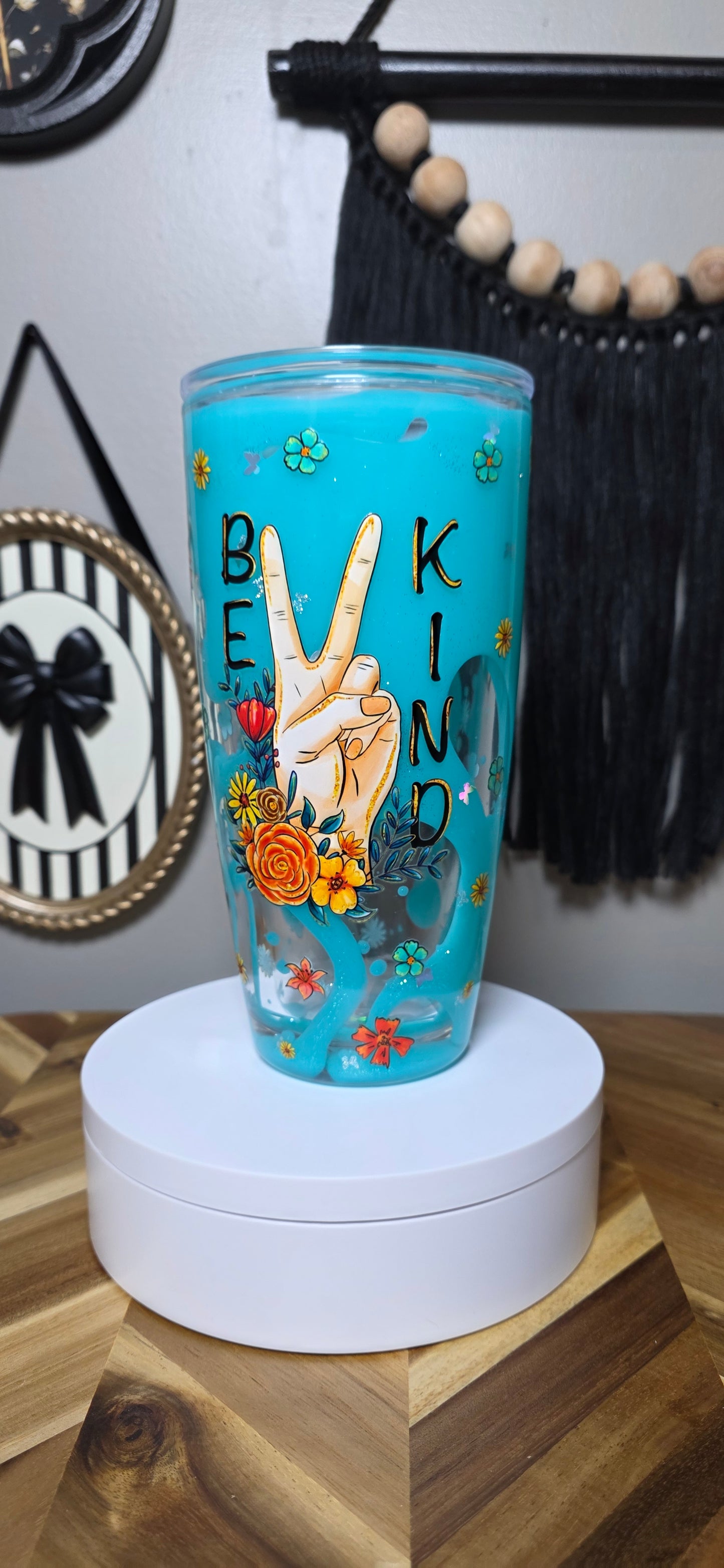 24 oz Curved Be Kind Lava