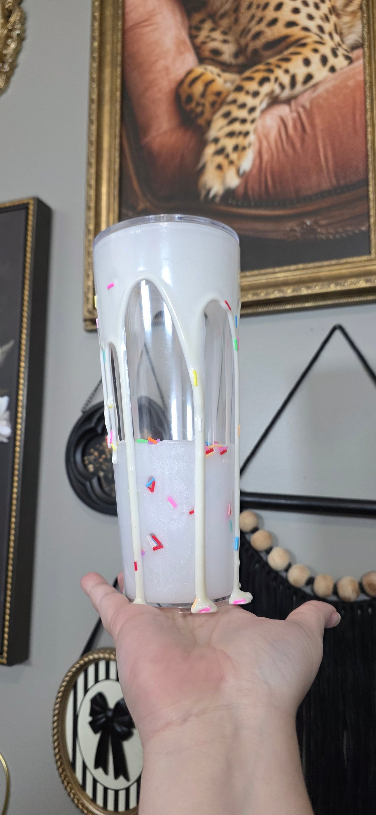 24 oz Sprinkles and Icing with dimensional drip